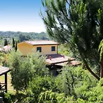 Apartamento Family In With Pool Guardistallo